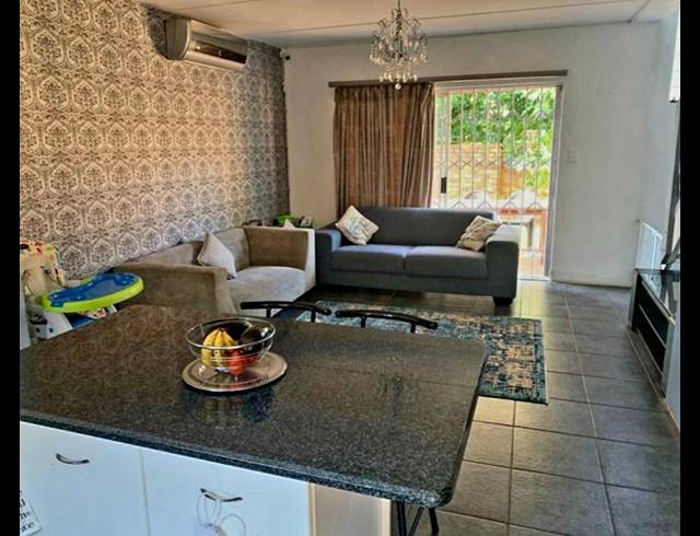 3 BEDROOM PROPERTY TO RENT IN KYALAMI HILLS
